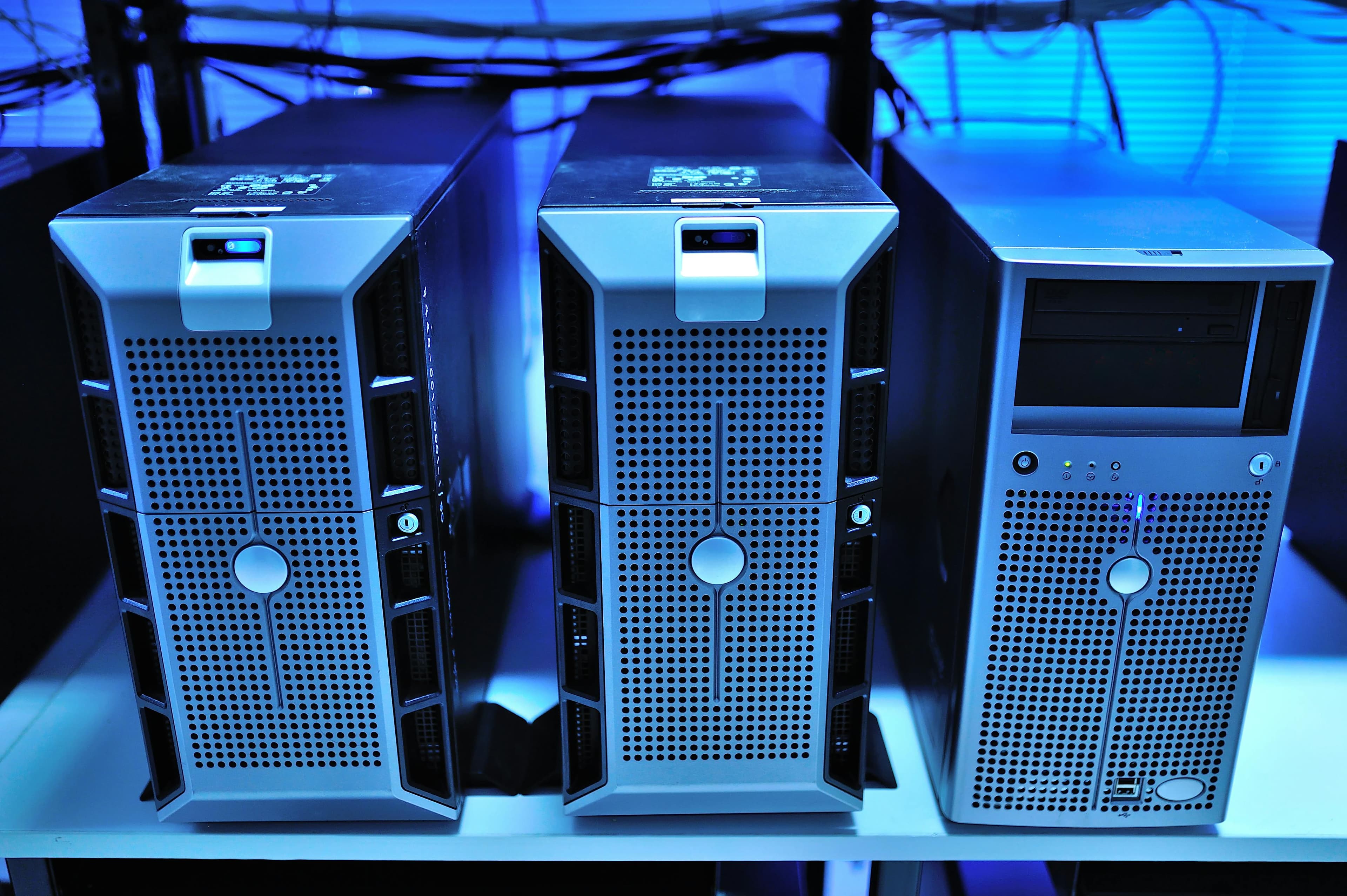 Modern cloud infrastructure and enterprise hosting servers